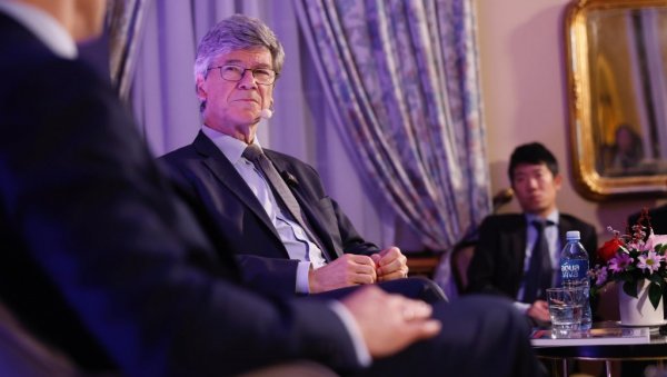 СРБИЈА ЈЕ НА ПРАВОМ ПУТУ Џефри Сакс: Треба да улаже у универзитетско образовање и у вештачку интелигенцију