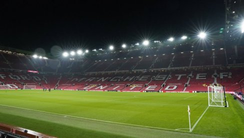 JUNAJTED JAČA VEZNI RED: Crveni đavoli vraćaju igača u Premijer ligu?