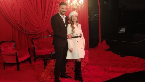 TRI ČINA JEDNE EMOCIJE: Jelena Tomašević i Ivan Bosiljčić 14. februara ujedinjuju narod ljubavlju za Dan zaljubljenih (FOTO)