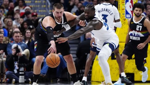 АУ, ШТА УРАДИ НИКОЛА ЈОКИЋ!? Брутални Србин нестварном партијом угасио Минесоту (ВИДЕО)