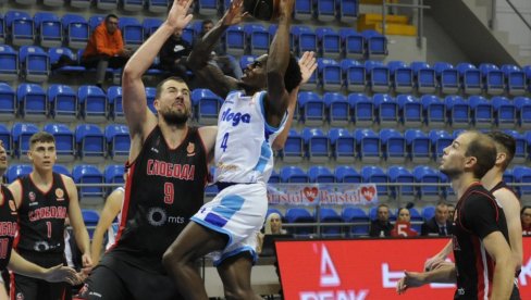 „BELI“ FAVORITI: Sloga u Kraljevu dočekuje Mladost iz Zemuna