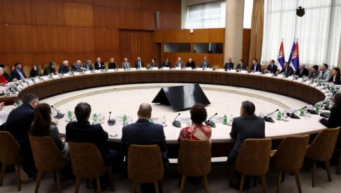 МАЦУТ НА САСТАНКУ СА РЕКТОРИМА ФАКУЛТЕТА: Разговарали о унапређењу положаја и рада ових високошколских установа