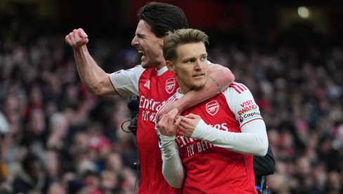 ARSENAL ČUVA PRVO MESTO: Tobdžije pobedile Brajton u Premijer ligi