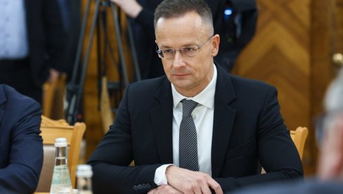 МОЛ У ТЕСНИМ ПРЕГОВОРИМА СА КОМПАНИЈОМ ИЗ ЕМИРАТА У ВЕЗИ СА НИСОМ Сијарто: Повећање удела Србије у НИС математички могуће