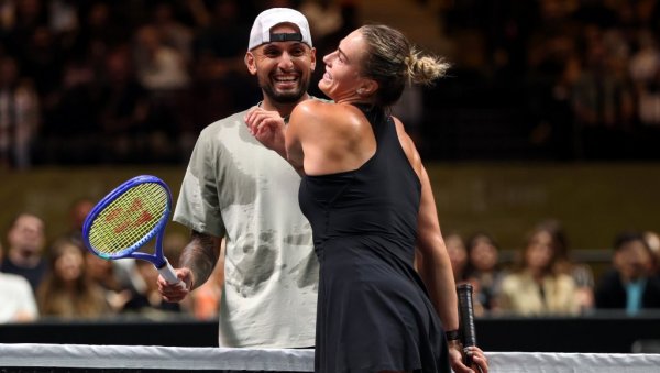 ТЕНИСКИ СПЕКТАКЛ У ДУБАИЈУ: Ник Кирјос се вратио и победио Арину Сабаленку (ФОТО)
