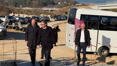 ВЕЛИКЕ СТВАРИ ЗА ИСТОК СРБИЈЕ Вучић на Дунавском коридору: До новембра је све готово (ВИДЕО)