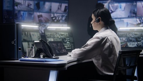 УПРАВА ЗА ТЕХНИКУ МУП СРБИЈЕ УПОЗОРАВА: Будите опрезни са понудама о брзој и сигурној заради, злоупотребљавају се јавне личности