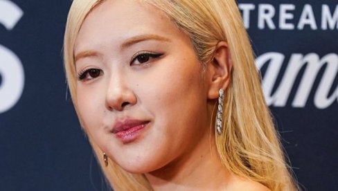 ОВО ЈЕ ЗВАНИЧНО НАЈЛЕПША ЖЕНА НА СВЕТУ 2025.: Росе је спој савршеног изгледа и још савршенијег талента! (ФОТО)