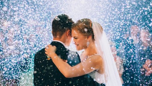 НАЈСРЕЋНИЈИ ДАТУМИ ЗА ВЕНЧАЊЕ У 2026. ГОДИНИ: Нумеролози су их посебно издвојили