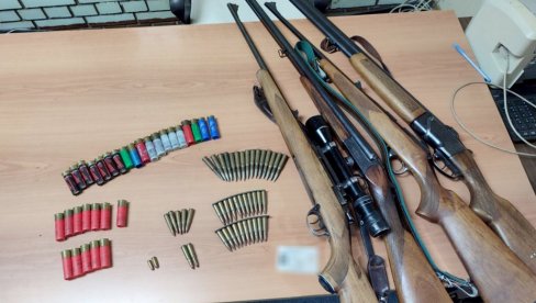 ПО НАЦИОНАЛНОМ ПАРКУ ФРУШКА ГОРА НЕЗАКОНИТО НОСИО ЛОВАЧКУ  ПУШКУ: Кривична пријава за незаконит лов и недозвољено ношење оружја