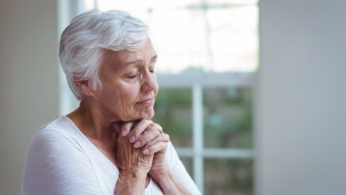MOLITVA NA KRAJU STARE I POČETKU NOVE GODINE: Ovim rečima se zahvalite i zatražite zdravlje i sreću