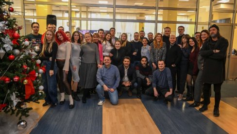 SREĆNA NOVA GODINA, DRAGI ČITAOCI! NOVOSTI vam žele sve najbolje u 2026. (VIDEO)