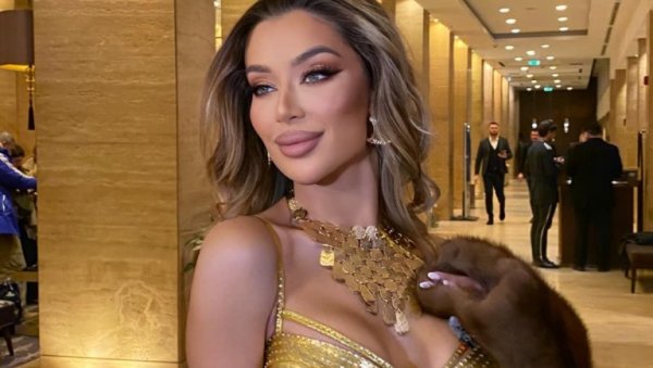 МАШТАМ О МАЈЧИНСТВУ! Теа Таировић открила новогодишње жеље (ФОТО/ВИДЕО)