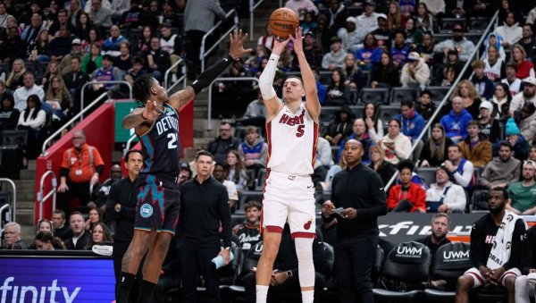 ВЕЧЕ ЗА ЗАБОРАВ: Никола Јовић неће по добром памтити дуел са Детроитом