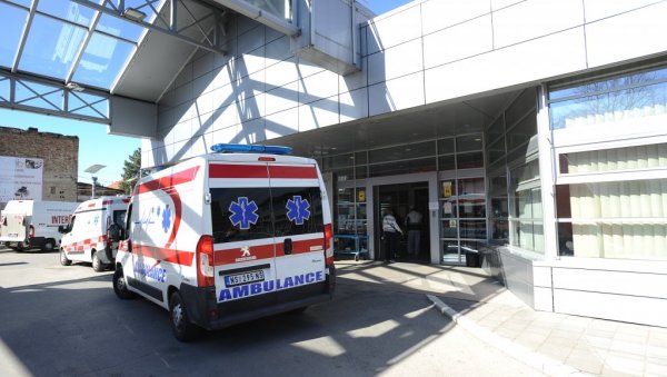 РАДНО ВРЕМЕ СЛУЖБИ ДОМА ЗДРАВЉА У НОВОМ САДУ : За Бадњи дан и Божић празнични распоред