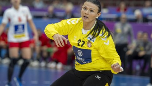 ДРЕС СРБИЈЕ КРУНА КАРИЈЕРЕ: Гордана Петковић, најбоља рукометашица у Србији, у 34.години дебитовала за репрезентацију
