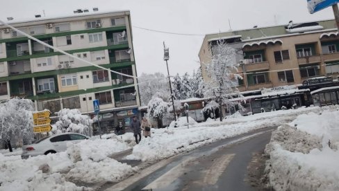 ВЕЈЕ, НЕ СТАЈЕ: Снег у лозничком и шабачком крају и под Мајевицом у Републици Српској