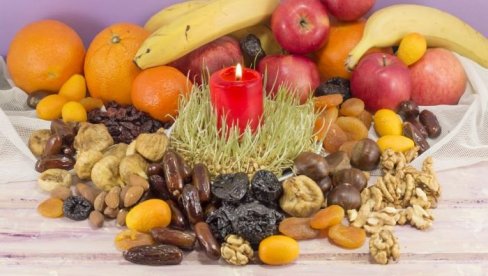 NAŠE BAKE SU NA BADNJI DAN SPREMALE OVA JELA: Svi običaji koji se poštuju od davnina