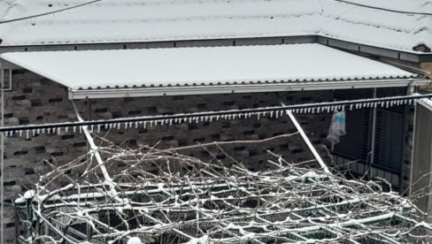 LESKOVAC OKOVAN LEDOM: Padala ledena kiša, a onda i sneg