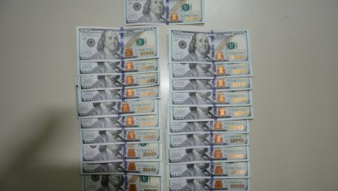 LAŽIRALI DOLARE: Uhapšena dva državljanina Srbije u Bratuncu