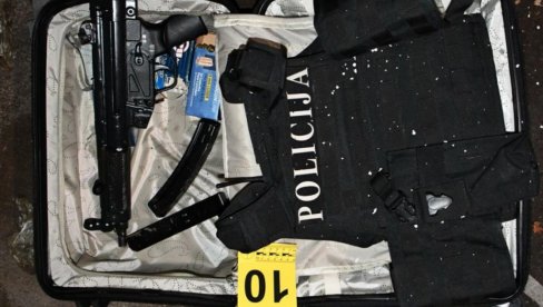 ВРАЧАРЦИ СПРЕМИЛИ АРСЕНАЛ ОРУЖЈА ЗА ЛИКВИДАЦИЈЕ НАЈВИШИХ ДРЖАВНИХ ФУНКЦИОНЕРА? Нови детаљи истраге о заплењеном снајперу и експлозиву