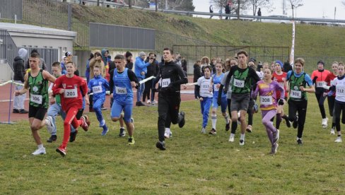 PRIJAVLJENO 215 TAKMIČARA: U nedelju se u Kraljevu održava 16. Novogodišnji ibarski kros