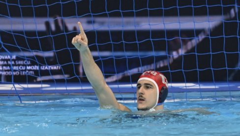 ГЛУШАЦ СВЕ ОЧАРАО: Сјајни голман блиста на Европском првенству у ватерполу, а до јесени 2024. био непознат спортској јавности