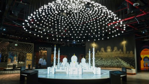 УПОЗНАЈТЕ ЛЕПОТЕ АБУ ДАБИЈА: Пријатељство УАЕ и Србије чвршће него икад (ФОТО)