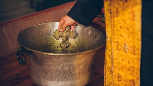 NEHRIŠĆANSKA IMENA KOJA CRKVA NE PRIHVATA: Evo šta se dešava ako hoćete da krstite dete koje nosi takvo ime