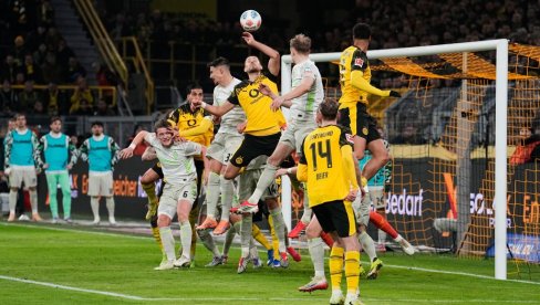 ЈОВАН МИЛОШЕВИЋ ДЕБИТОВАО ПРОТИВ БОРУСИЈЕ ДОРТМУНД: До сад су га славили гробари, а сада...