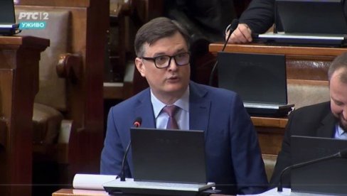 ЈОВАНОВ ПОРУЧИО ШЕФУ НДСС: Ђиласова француска пудла уме да буде агресивна када се одвеже