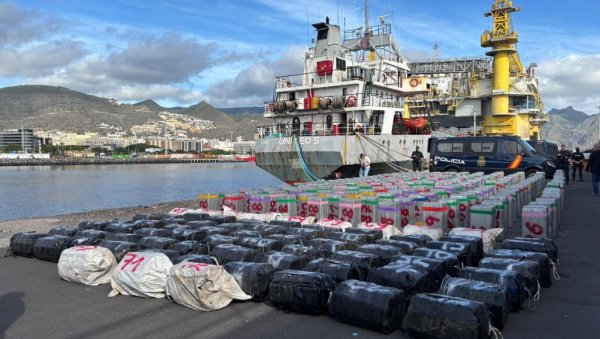 СРБИНУ УХАПШЕНОМ УСРЕД АТЛАНТИКА ОДРЕЂЕН ПРИТВОР: Детаљи заплене рекордних десет тона кокаина у акцији Бела плима