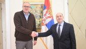 SRBIJA UVEK UZ ŠKOLARCE: Ministar spoljnih poslova ugostio Tanaskovića