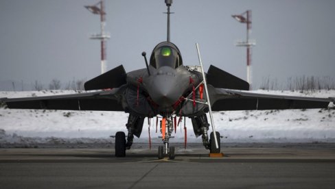 POLOVNI HRVATSKI RAFAL SE POKRAVIO ČIM JE POLETEO: Hitno morao da prekine let