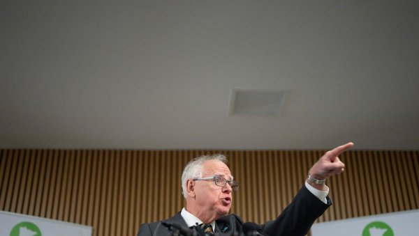 ПРОГОН ТРАМПОВИХ ПРОТИВНИКА? Федерална истрага против гувернера Минесоте и градоначелника Минеаполиса због опструкције закона