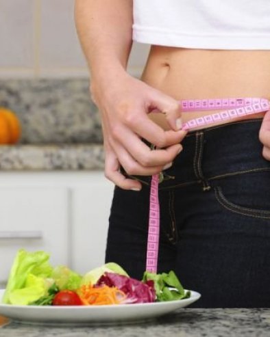 ИЗРАЧУНАЈТЕ СВОЈУ ИДЕАЛНУ ТЕЖИНУ: Важно је колико имате година и колико сте високи