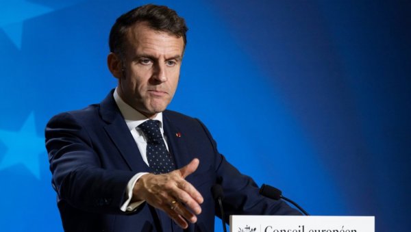 ПОЛИТИКО АНАЛИЗИРА МАКРОНОВ ПАД: Од снажног председника до „политичког инвалида“