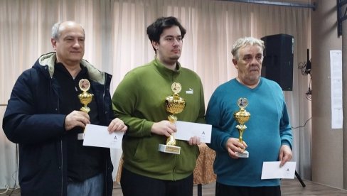 UZBUDLJIV KRAJ ZIMSKOG ŠAHOVSKOG FESTIVALA: Na A turniru tri igrača podelila prvo mesto