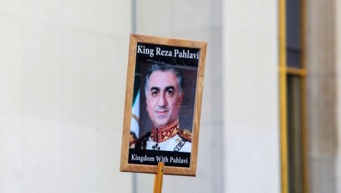 ХАКЕРИ ПРЕКИНУЛИ ПРОГРАМ ИРАНСКЕ ДРЖАВНЕ ТЕЛЕВИЗИЈЕ: Пуштали снимке са порукама подршке Пахлавију