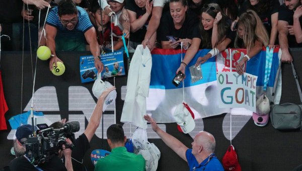 БИО ЈЕ ТУ КАД НИКО НИЈЕ! Новак Ђоковић открио ко му је најстарији пријатељ у Мелбурну