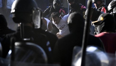 GVATEMALA UVELA VANREDNO STANJE NAKON NASILJA U ZATVORIMA Arevalo: Ne pregovaramo ni sa teroristima ni sa organizovanim kriminalom