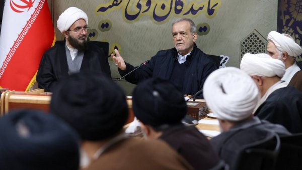 ТЕХЕРАН ДЕМАНТУЈЕ ТВДЊЕ О ДЕСЕТИНАМА ХИЉАДА ЖРТАВА ТОКОМ НЕРЕДА:  Оцењује да је у питању пропаганда за оправдање стране интервенције