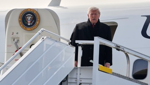 ТРАМП СЛЕТЕО У ШВАЈЦАРСКУ: Цео свет очекује његово обраћање