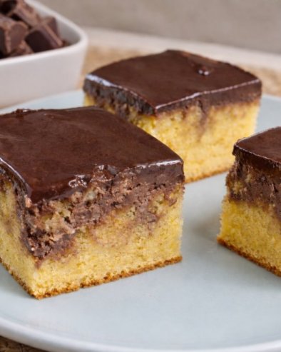 БАРНИ КОЛАЧ: Рецепт за брзи колач који нестаје за трен