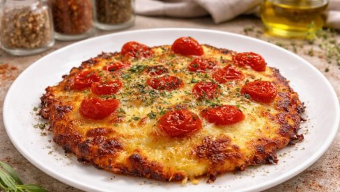 PICA OD SIRA SA SAMO DVA SASTOJKA: Recept za brzu picu