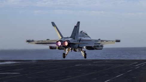 POGINULA 4 VOJNIKA U IRAKU: Amerikanci demantuju - Avion nije oboren