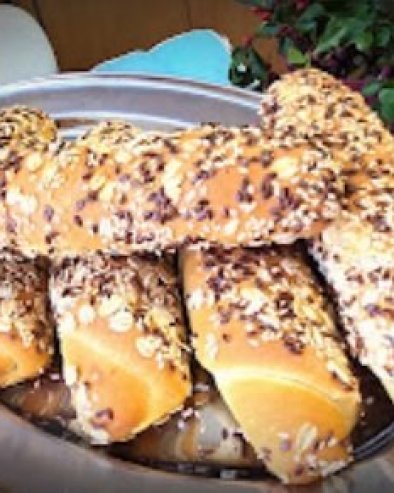 РЕЦЕПТ ЗА ДОМАЋЕ КИФЛЕ СА СЕМЕНКАМА: Као из пекаре (ВИДЕО)