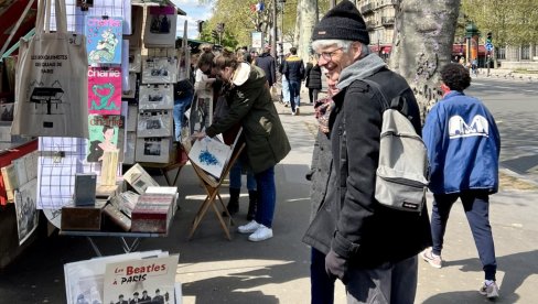 НОЋНИМ ЧИТАЊЕМ СЕ ВРАЋАЈУ КЊИЗИ: У Француској се одржава јубиларна десета манифестација посвећена значају књижевних остварења