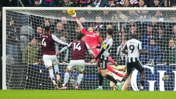 АСТОН ВИЛА ОПЕТ ПОБЕЂУЈЕ: Тим из Бирмингема славио на тешком гостовању у Премијер лиги