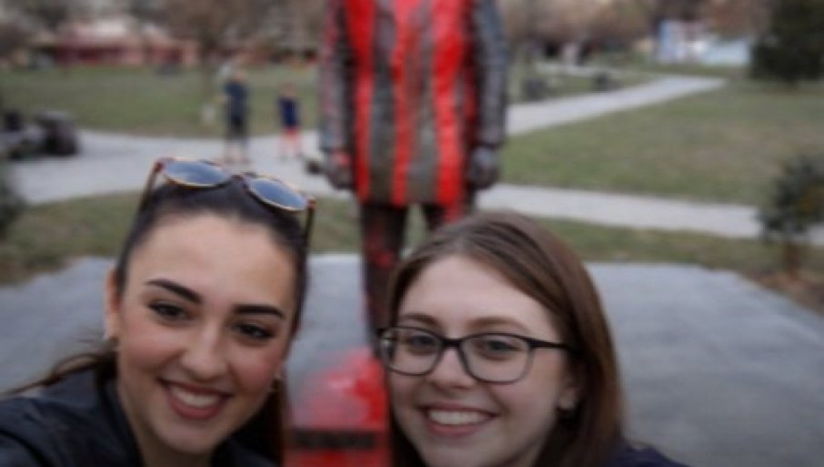 БЛОКАДЕРИ ИЗВРШИЛИ КУЛТУРОЦИД: Иза НВО реторике је вандализам, потребна хитна реакцију надлежних органа